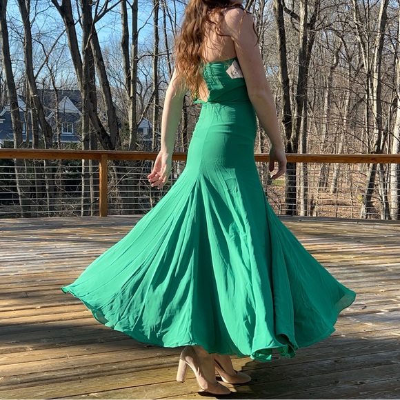 NWT Fame And Partners Light Green Prom Maxi Dress - Picture 2 of 12